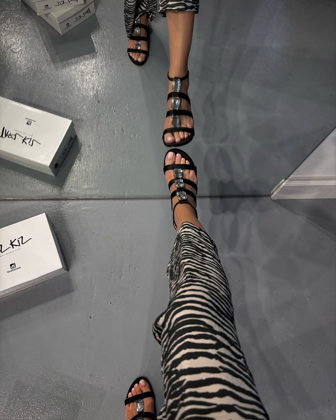 Stylish Black Gladiator Sandals with Crystal Detailing