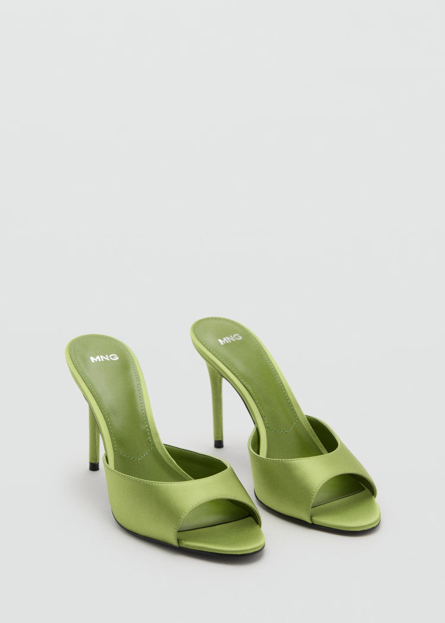 Satin-effect heeled sandals