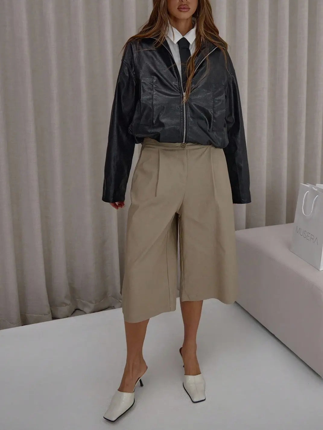 Longline Low Rise Pleated Capri Pants