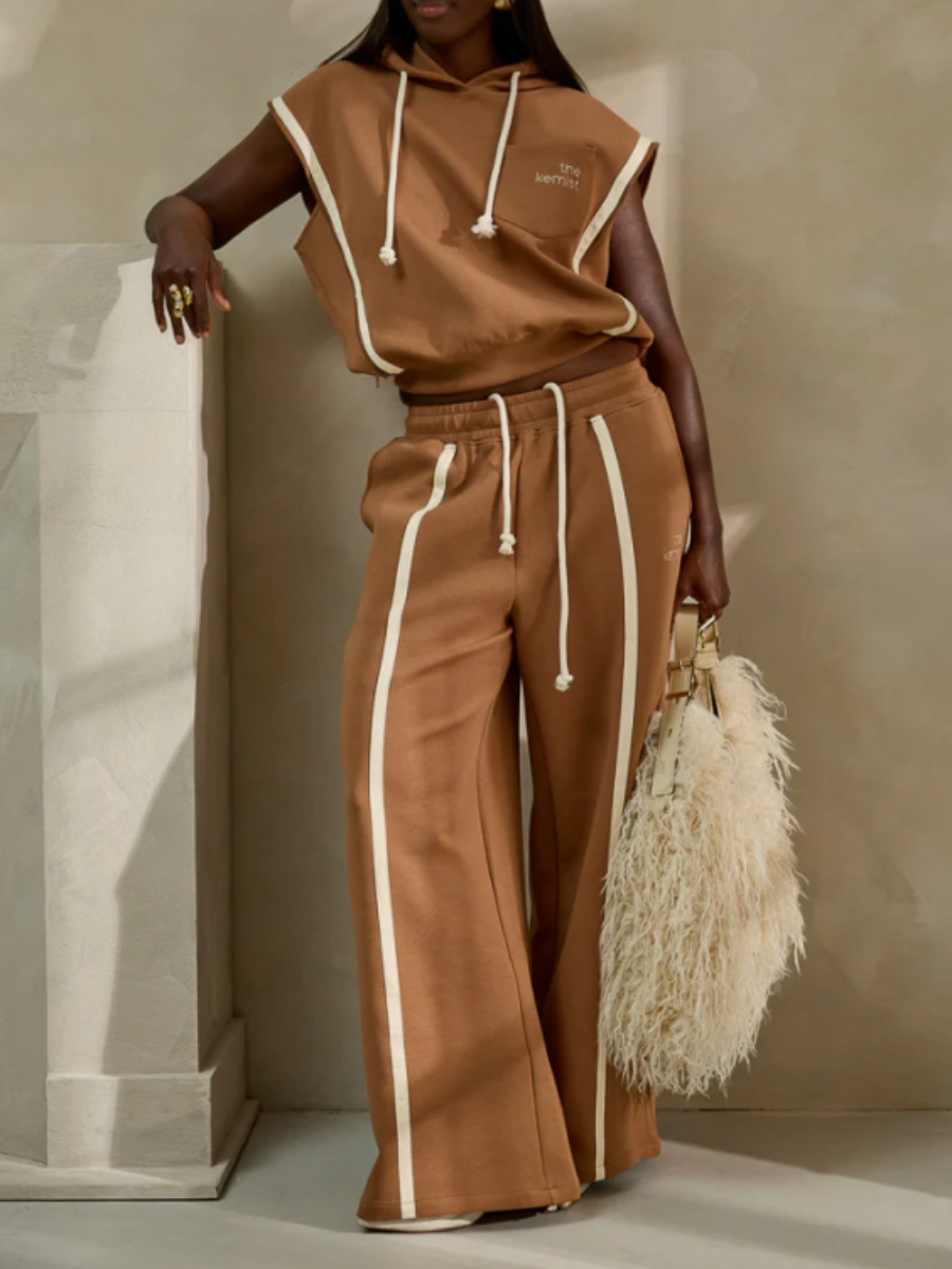 Contrast Stripe Sport Suit