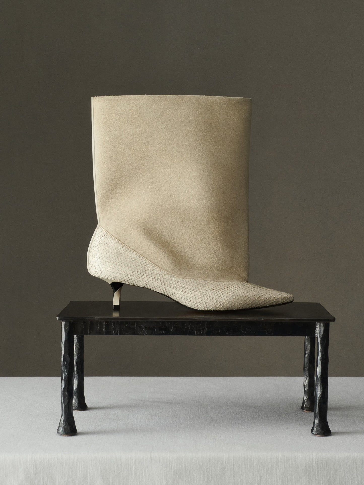 Light Lvory Wide Boots