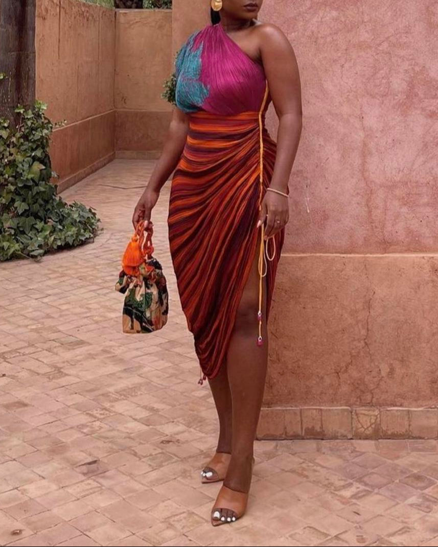 Irregular One Sleeve Pleated Side-Slit Dress