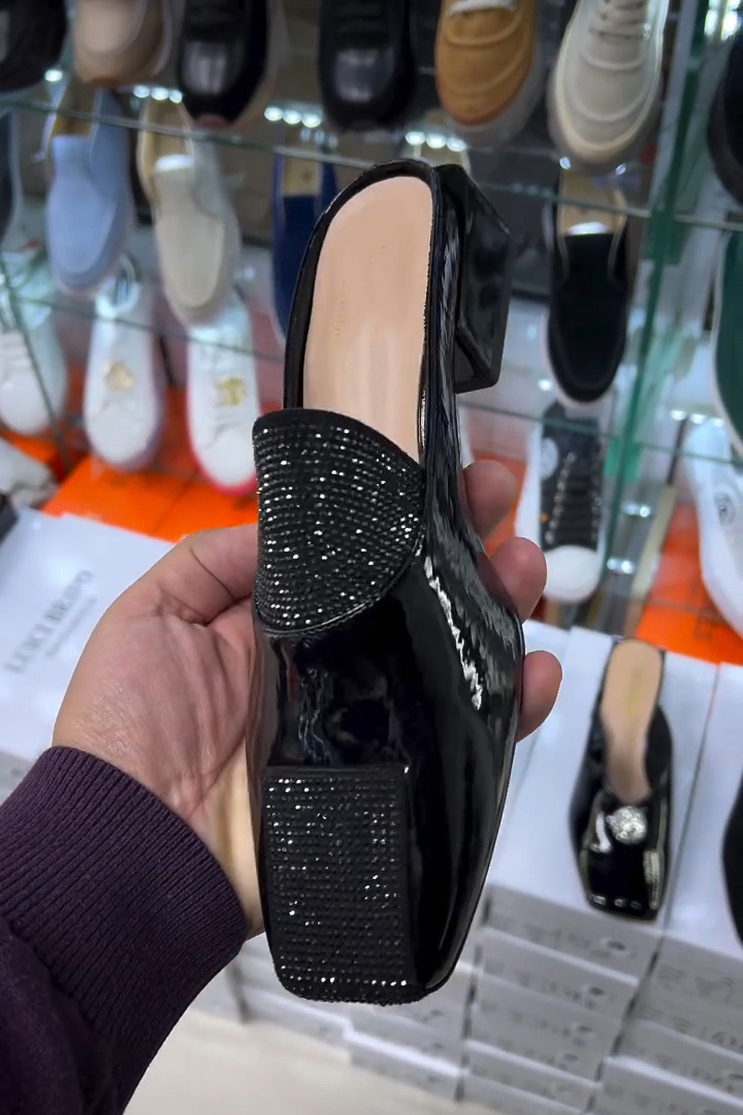 Stylish Patent Leather Sequined Block Heel Slippers