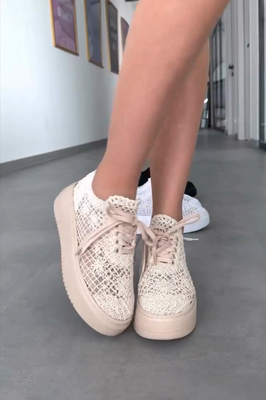 Hollow Lace Woven Thick-Soled Casual Shoes