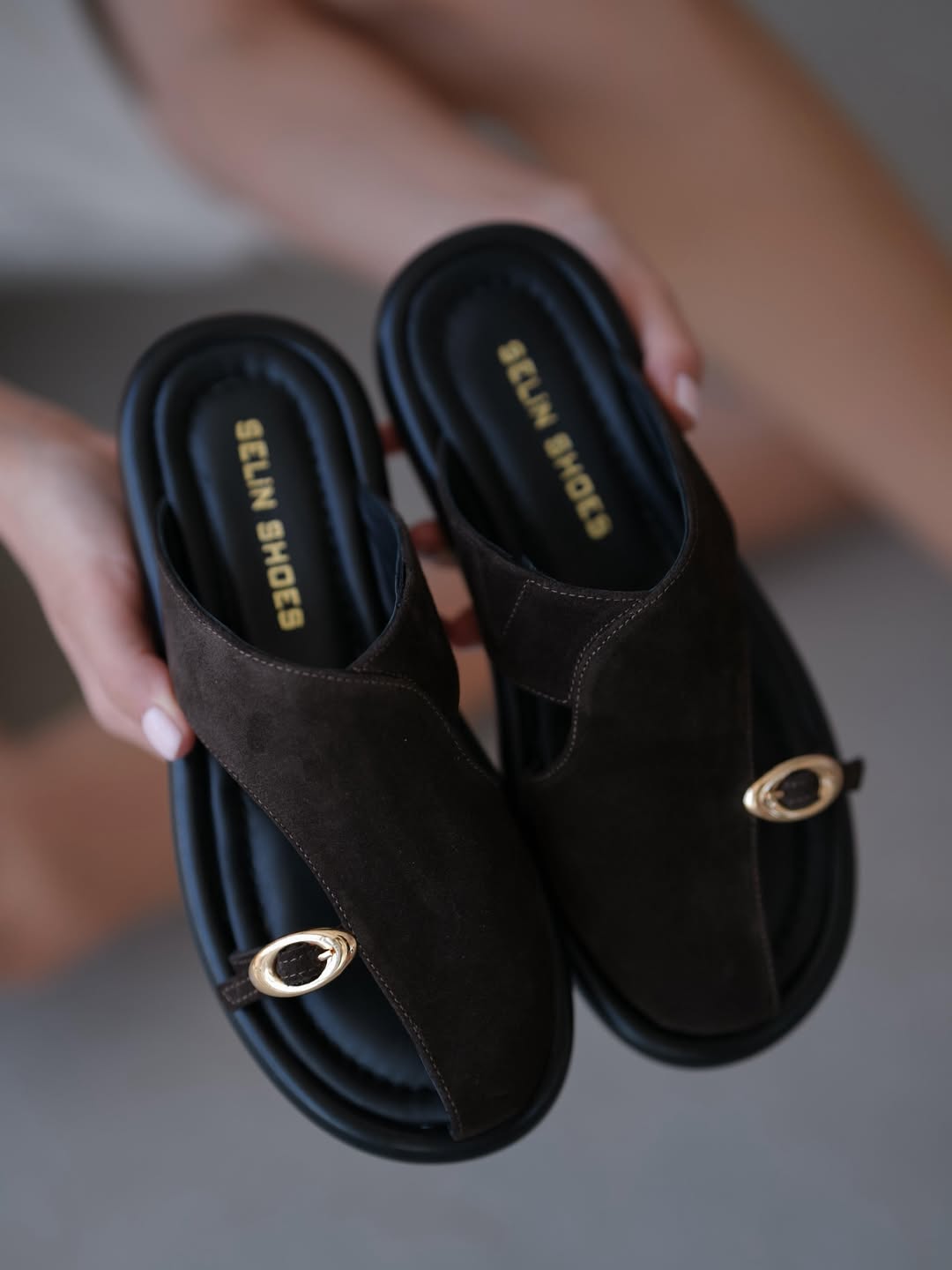 Bowie Asymmetric Cut Toe Buckle Detailed Genuine Leather Women's Slippers