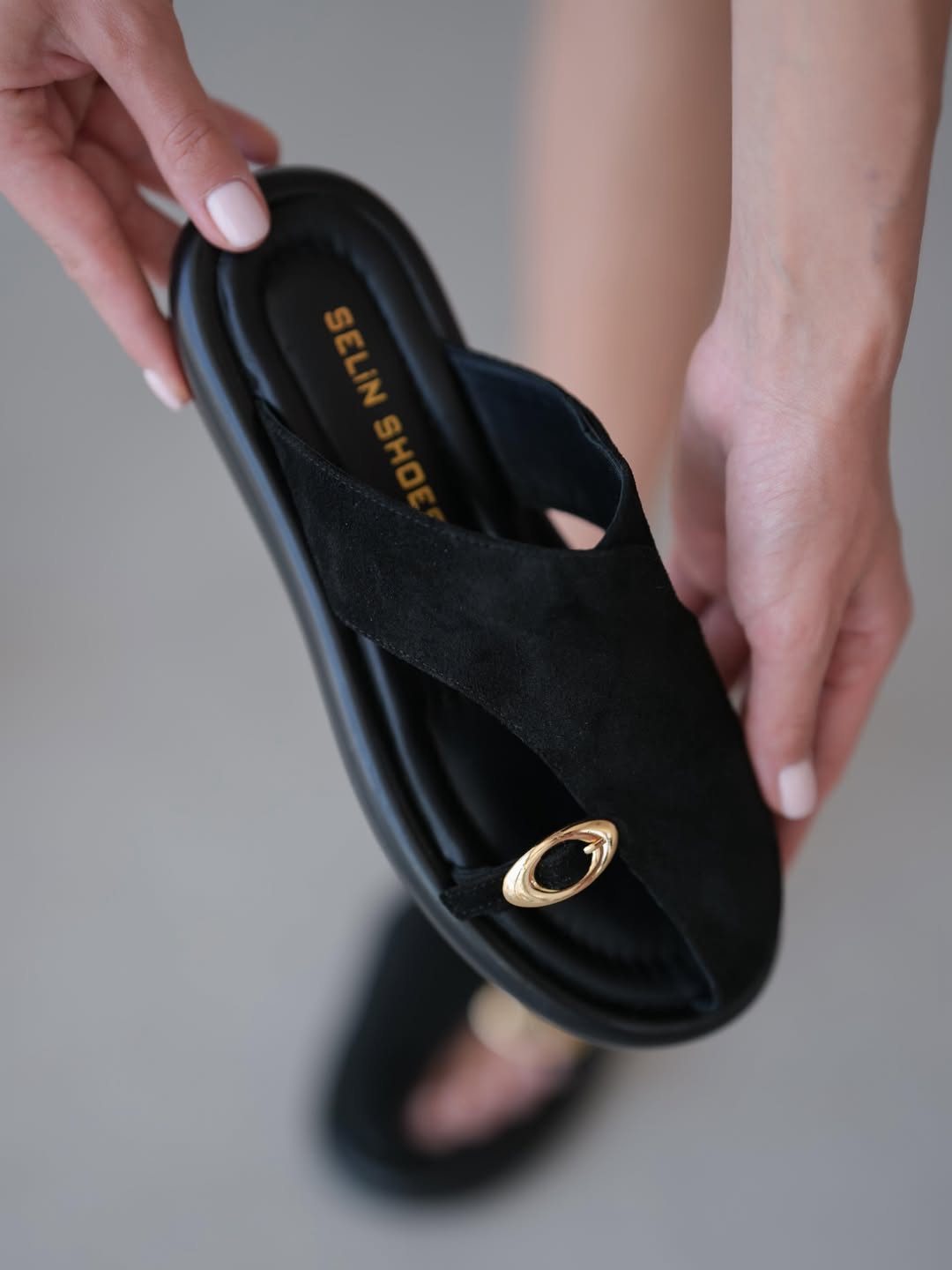 Bowie Asymmetric Cut Toe Buckle Detailed Genuine Leather Women's Slippers