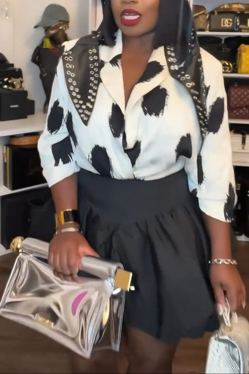 Chic Graffiti Print White Blazer – 3/4 Sleeves