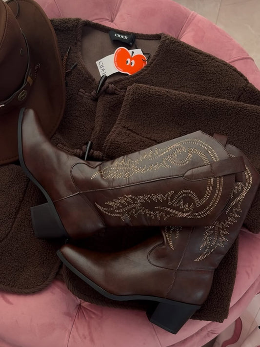 Printed wide-barreled riding boots