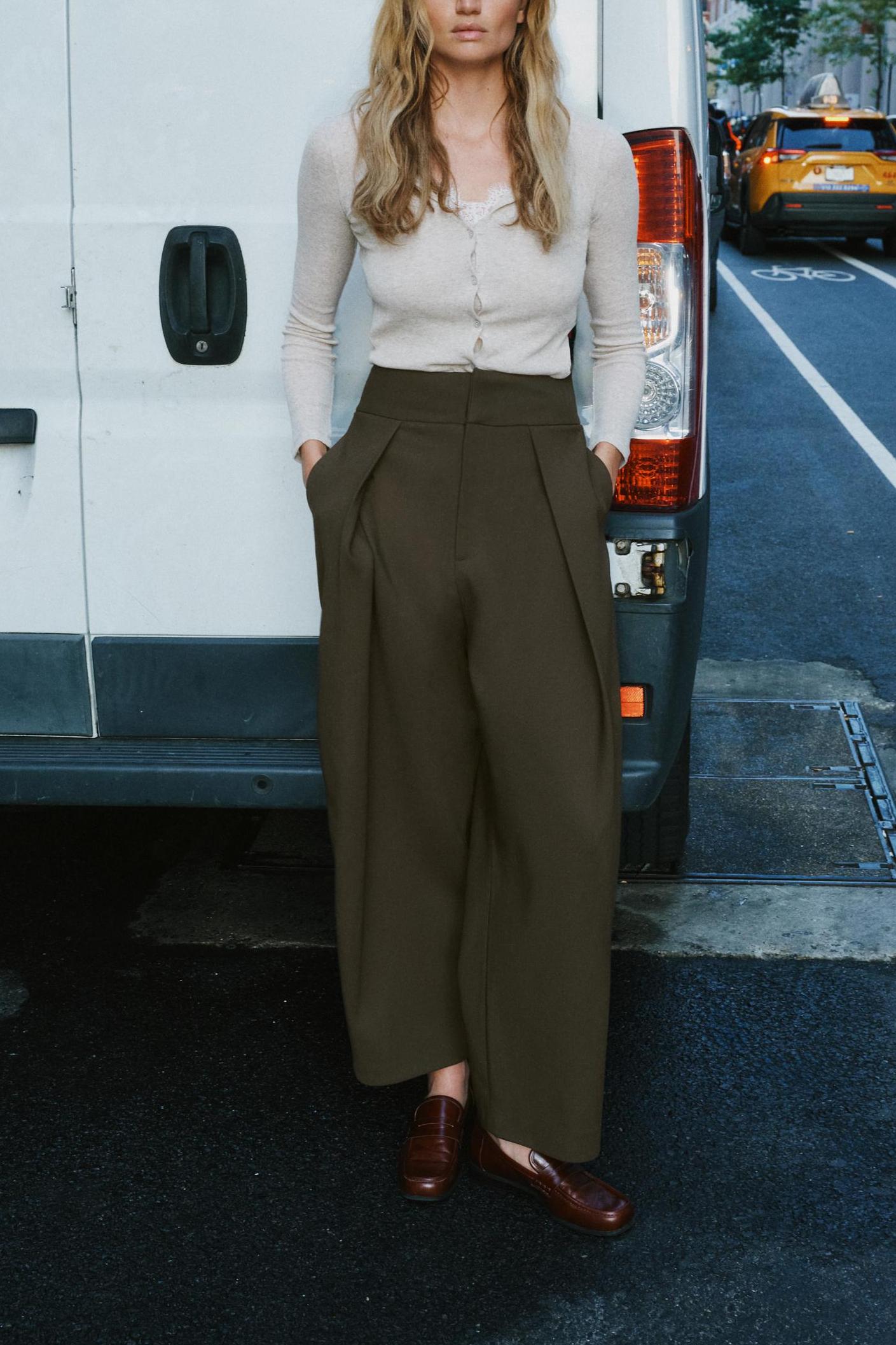 Pleated Balloon Pants