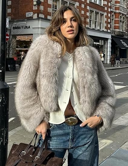 Cropped Fluffy Faux Fur Coat