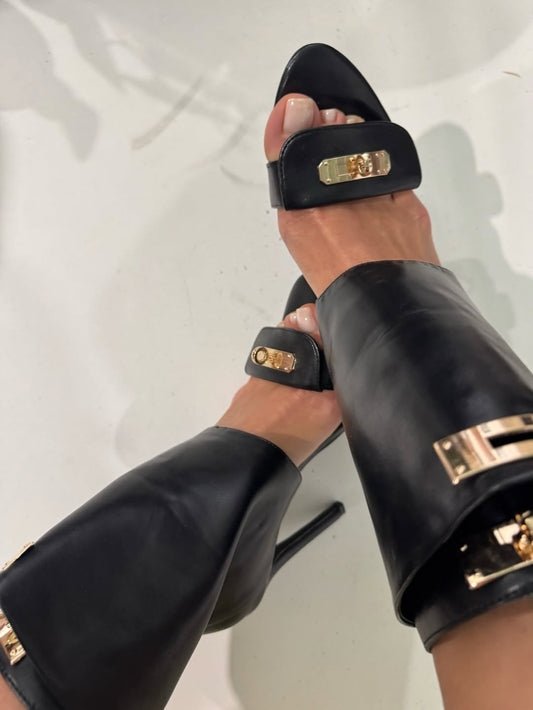 Buckle Detail Open-Toe High Heel Sandals