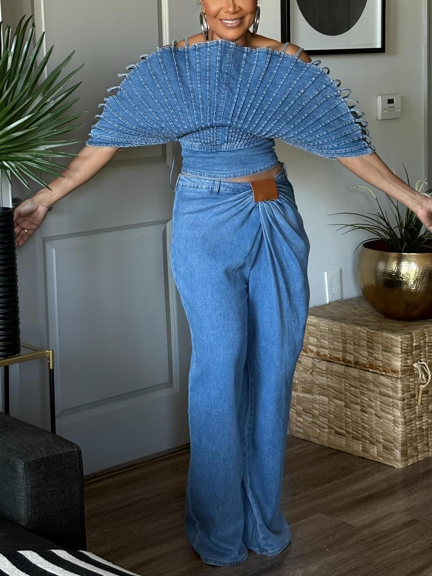 DENIM STRAPPY SHOULDER TOP