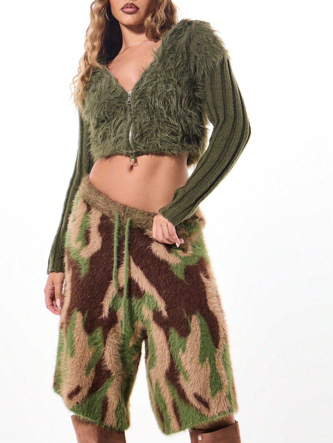 Oversized Fleece Knit Culottes with Camouflage Print
