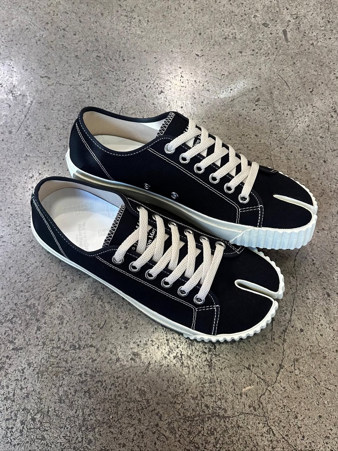 Tabi-Style Canvas Split-Toe Sneakers