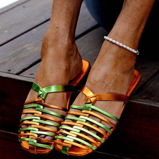 Fashion Woven Flat Slippers