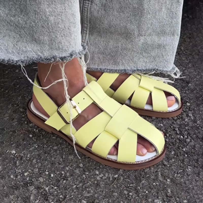 Comfortable Cut-out Flat Roman Sandals