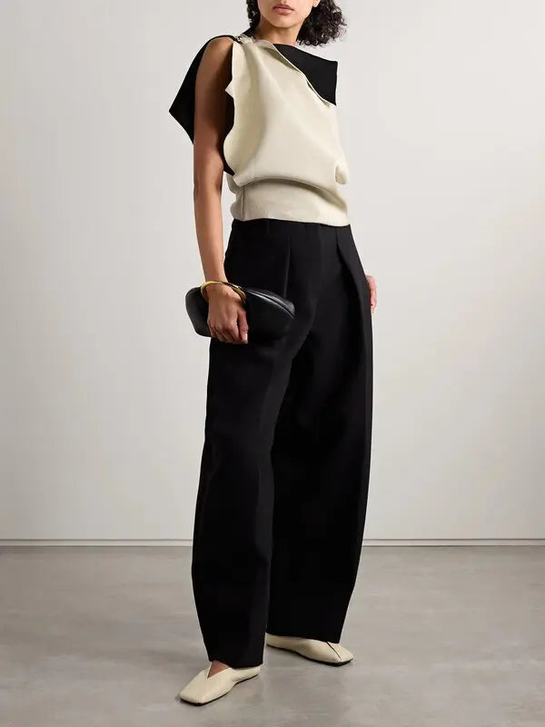 Trapèze Asymmetric Knitted Top