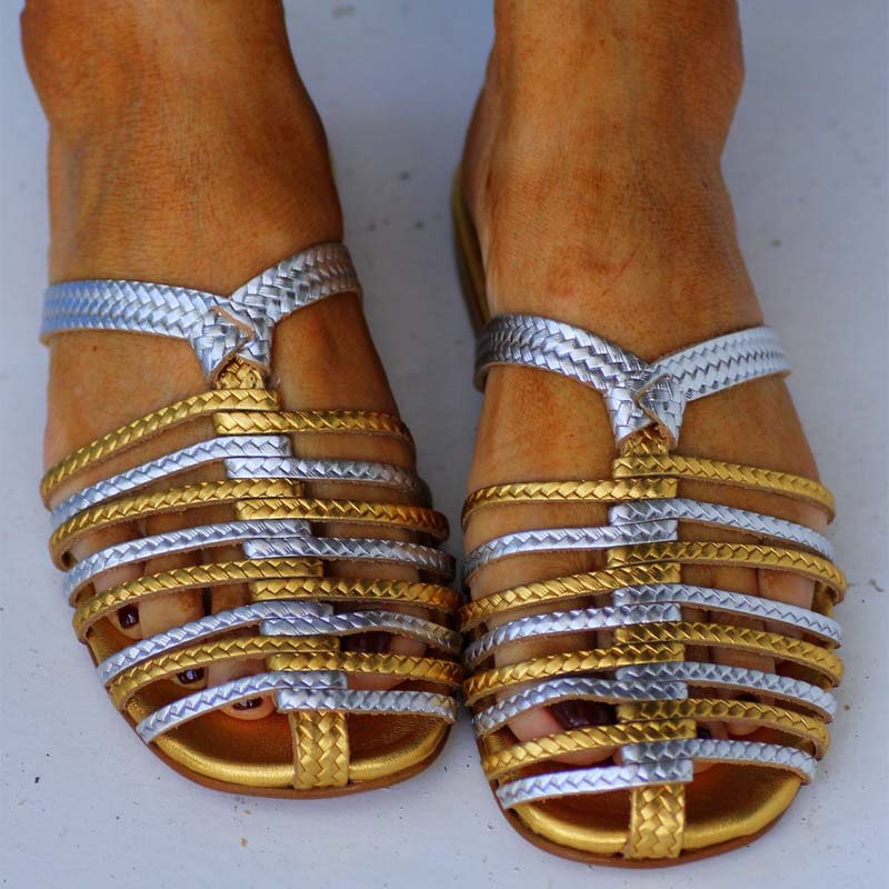 Fashion Woven Flat Slippers