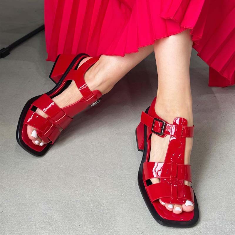 Square-toe Thick-heeled Woven Sandals