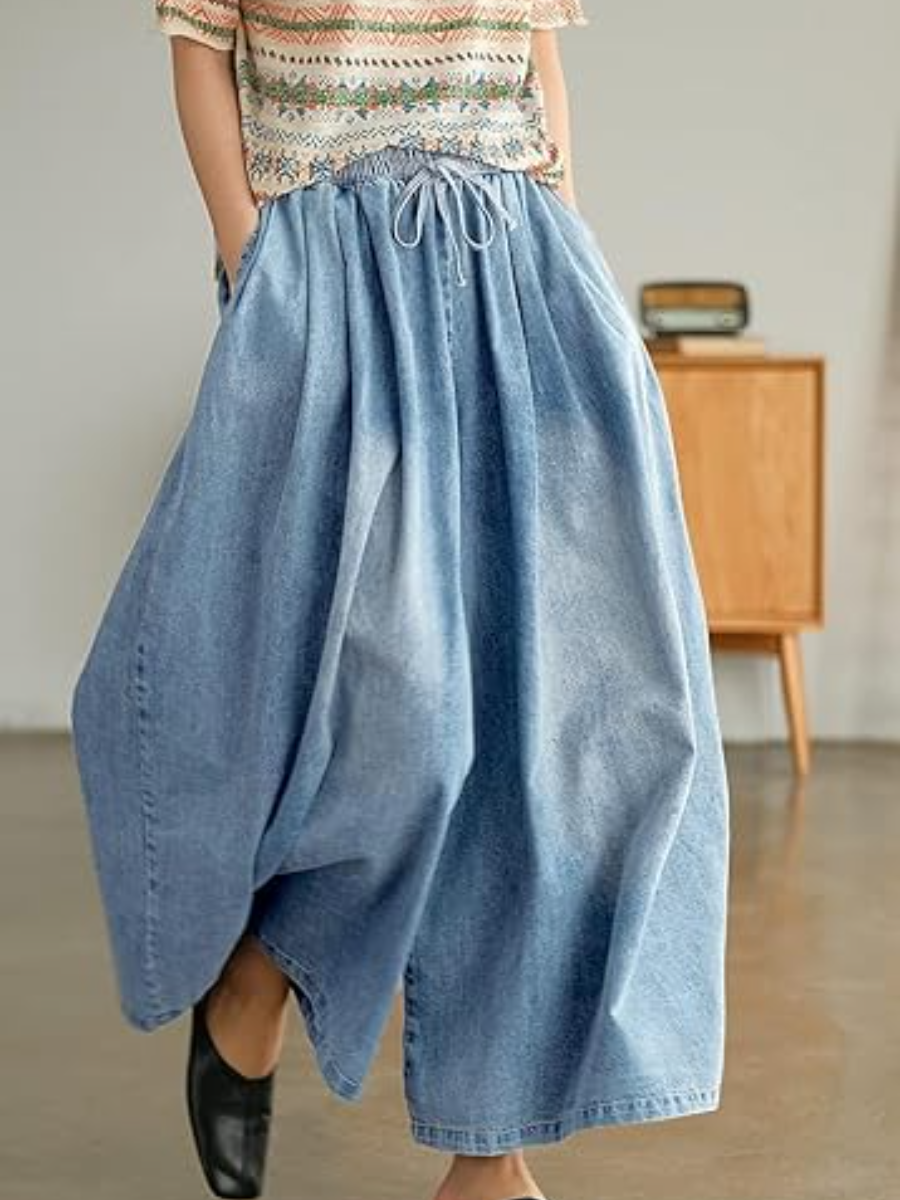 Wide-Leg Loose Jeans